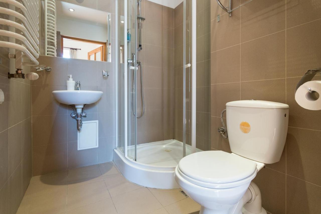 Szeroka 33 D-F By Homeprime Krakow Bagian luar foto